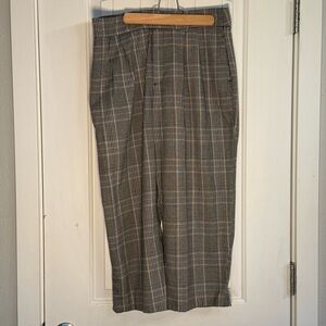 Zara wide leg, cropped pants size Medium